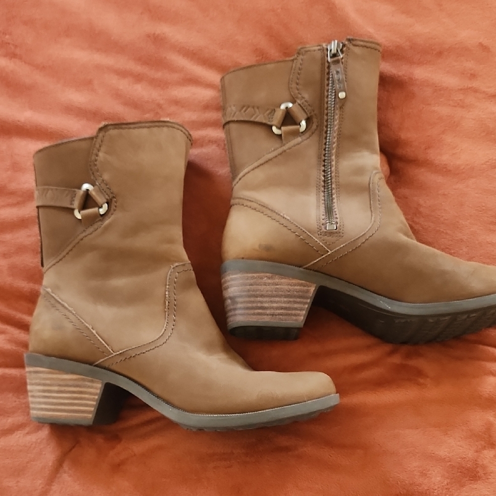 Teva Tan Heeled Boots with Stacked Wooden Heel